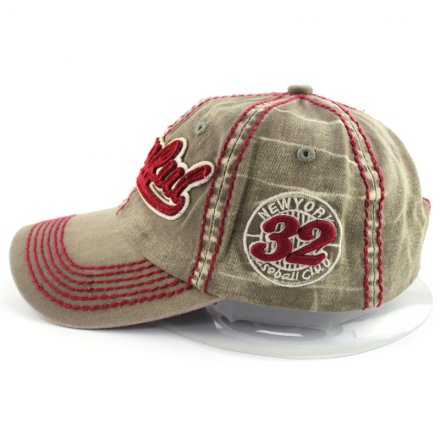 刺繡套色六頁(yè)帽定制